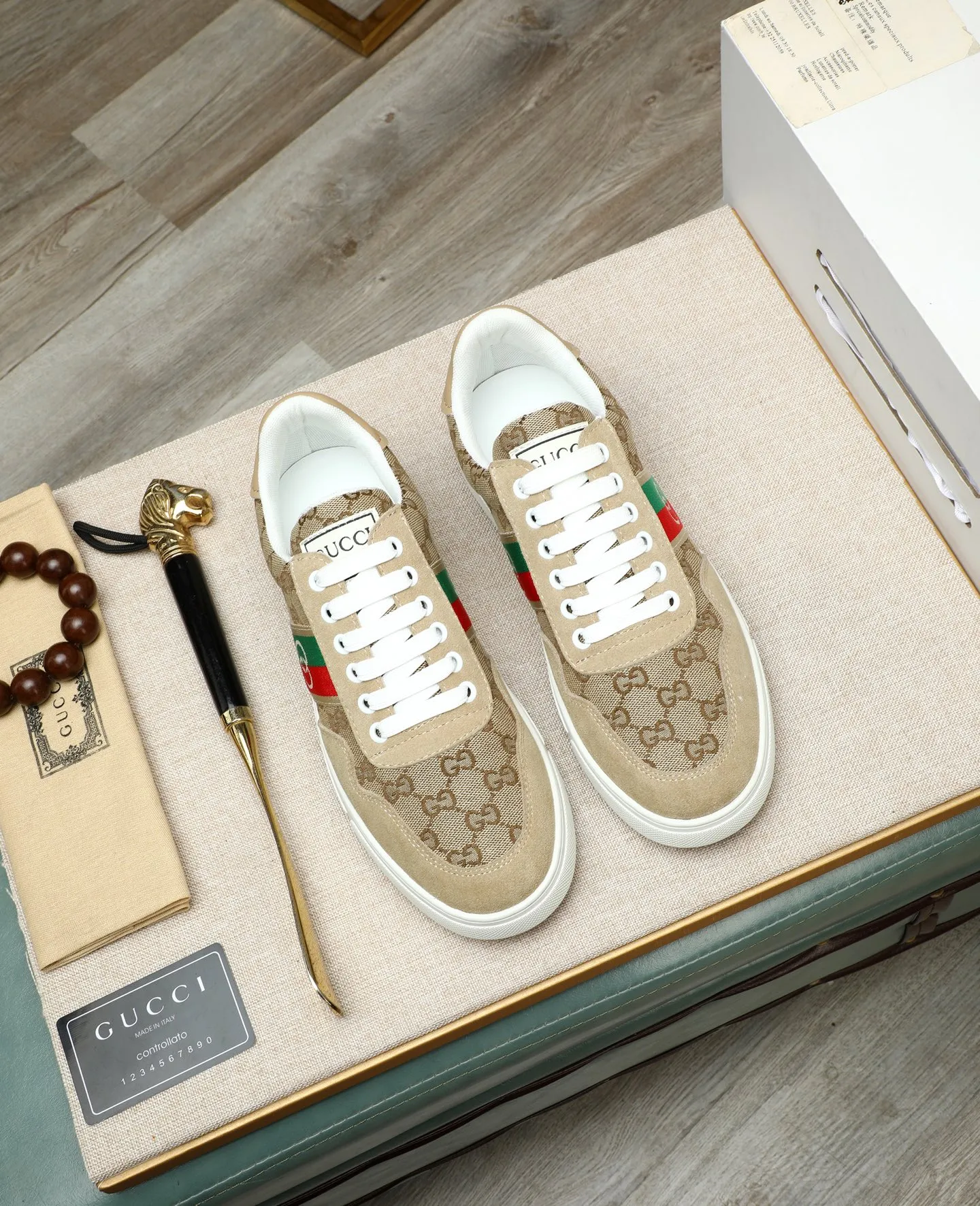 Men's men's shoes 💰440 GUCCI🔍🔍The latest model is on sale at the same time at the counter. Original calfskin imported from Italy, genuine leather lining, (high-end, noble, and classy) with exquisite workmanship. Sole: Original sole provided by the original factory, ⚠Exclusive double-layer movable molded sole super comfortable⚠, real shot 🎬The real thing is better🔍🔍"High quality·Follow the order" Code number 38-44